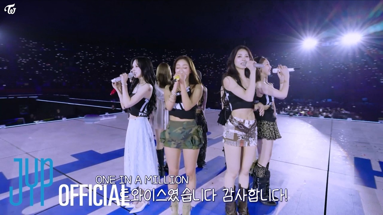 TWICE ＜THIS IS FOR＞ WORLD TOUR FINALE IN SEOUL Behind