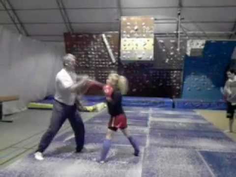 download lagu mp3 mp4 Ince Akdeniz, download lagu Ince Akdeniz gratis, unduh video klip Ince Akdeniz