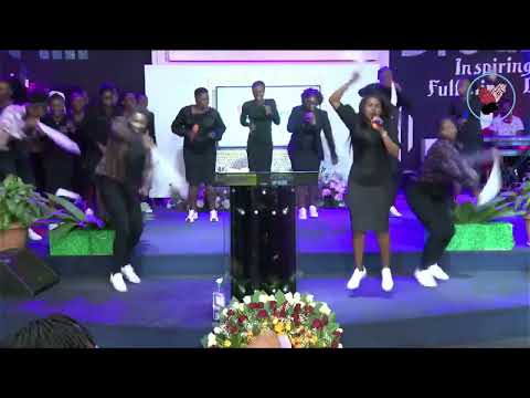 praise  medley by sarah najjemba