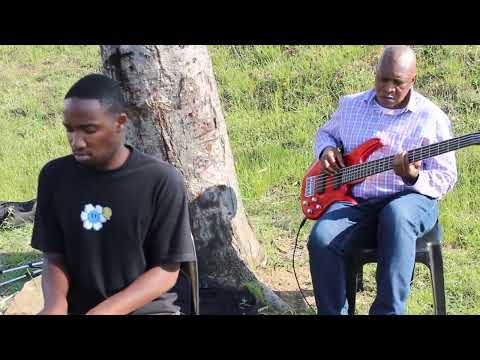 Mr Nkosi, Uvela e Zulwine