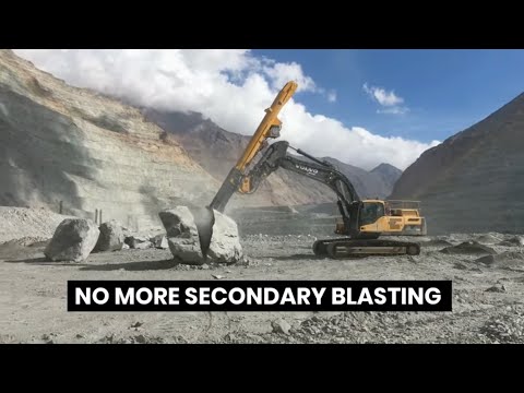 Breaking Stone and Boulders with the FRACTUM hammer