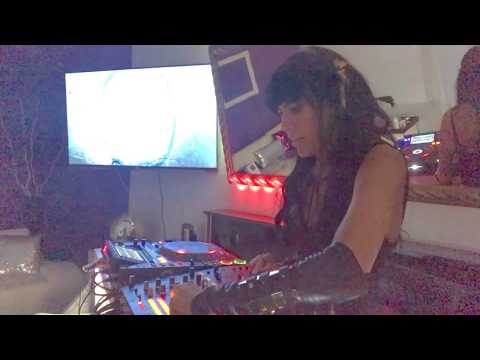 Lyla Chrom *  AUS LIEBE ZUR MUSIK *