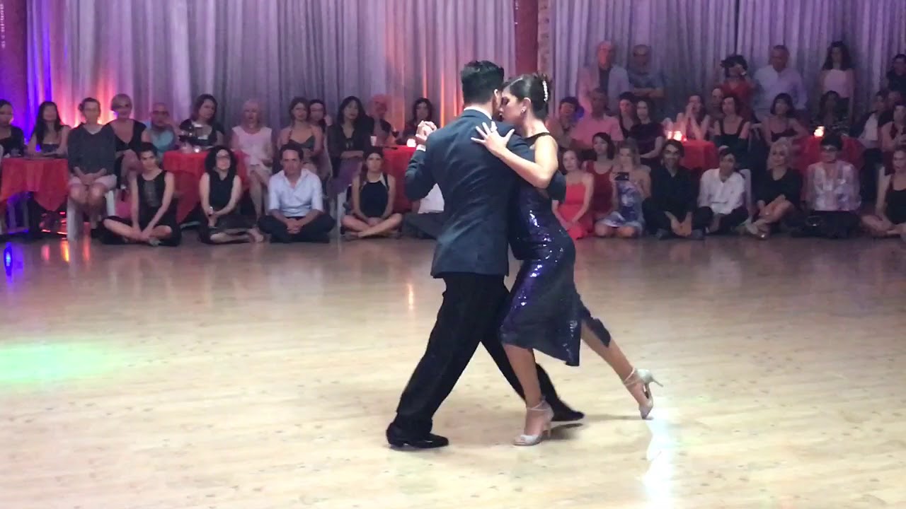 Sebastián Achaval y Roxana Suárez - TLV - 13.10.2018  # 1/5