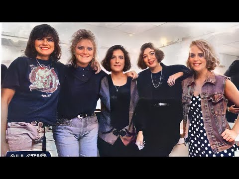 Thumbnail for Nanci Griffith, Mary Chapin, Indigo Girls, Julie Gold - (Full Show) [1991] by Julie Gold
