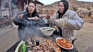 시골에서 솥뚜껑 삼겹살을 처음 구워 먹은 베트남 직원들의 반응! (영하 10도)