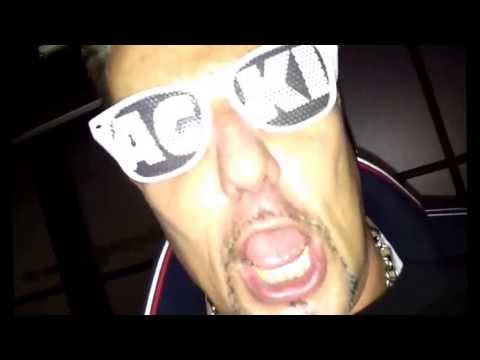 Dj Legende Andy luxx stellt unser t-Shirt vor