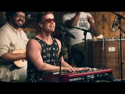 Sarauzinho do Bom - Bom Gosto e Tibí cantam Michael Jackson