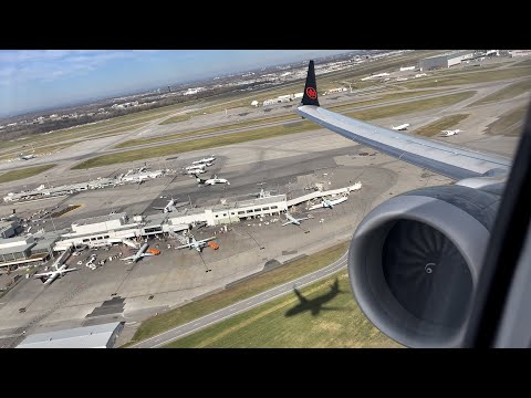 Air Canada Boeing 737 MAX 8 Sunny Roaring decola de Montreal Trudeau | YUL-YYZ