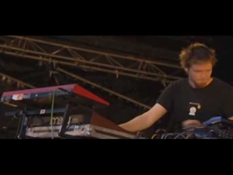 lali puna - grin and bear - live 2004 la route du rock