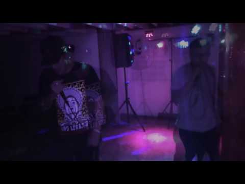 AGRESION VERBAL MASIVA . ( BuenosChatos )