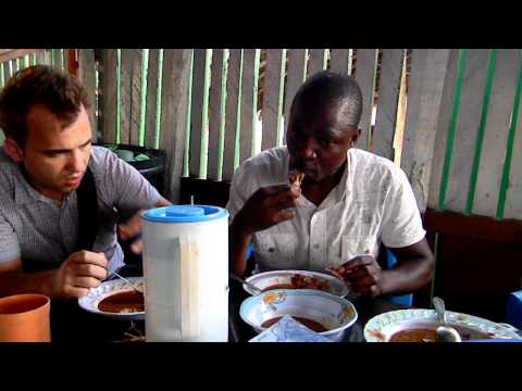 Evangelist Charles- Tocăniţă de şobolan-we eat here Kingsrat(Volta Region Ghana)
