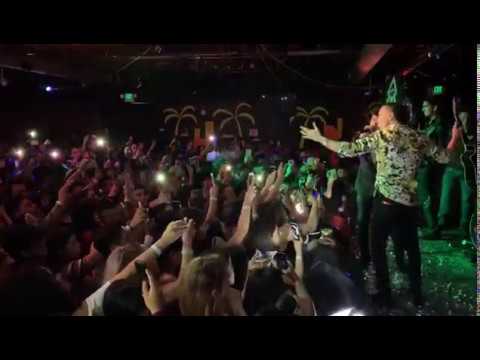 Adriel Favela y Javier Rosas- La Escuela No Me Gustó- Oregon