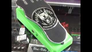 Video thumbnail for Snarling Dogs kaczki -  Wonder Wah & Fire Bawl - porównanie  - FILMIKI O GITARACH 66 by ksantyp77