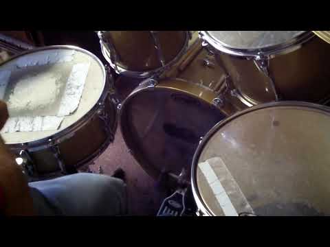 Christopher Stolle-"16th note bass drum groove variations "