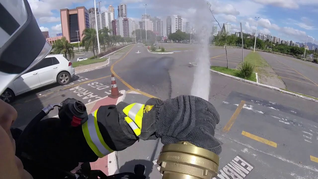 Treinamento de um Bombeiro Civil
