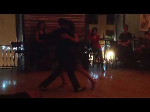 "Cardo y Malvón" en "La Diabla y La Santa" Carlos Blanco y Renata Tagle.