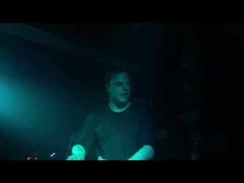 Markus Schulz playing "BT vs  Sasha - Remember Magnetic North" // Four Runners Club 25.05.2016