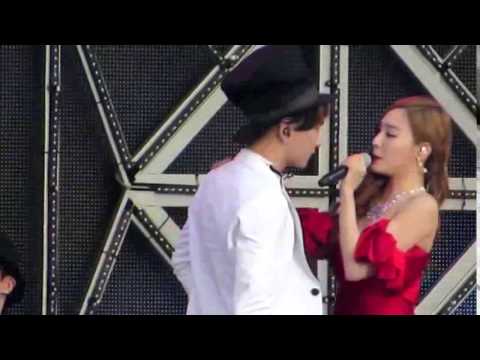 140815 SNSD Tiffany  SHINee Key   Bang Bang @ SMTOWN Concert in Seoul