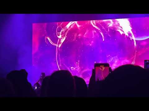 KARD North America concert Jiwoo cover My Medicine by The Pretty Reckless