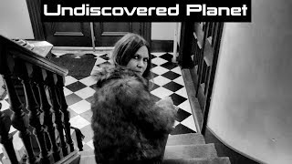 Juliana Hatfield - Undiscovered Planet (A Short Film by David Doobinin)