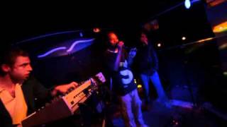 HUMAN PLAYER & BEN SHARPA part 1  Live Human beat box & hip hop