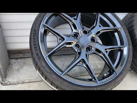 VOSSEN HF-5 CARBON FLASH | GLOSS BLACK AND ANTHRACITE SIDE BY SIDE - WHEEL DESIGNERS™