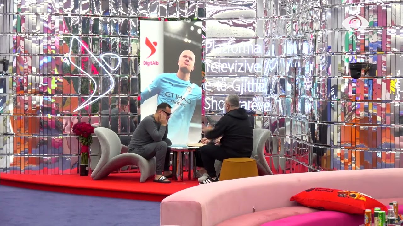 Miri i lexon Artanit dhe Stenaldos këngën e krijuar në shtëpi: Do ta bëjmë ne te dy…