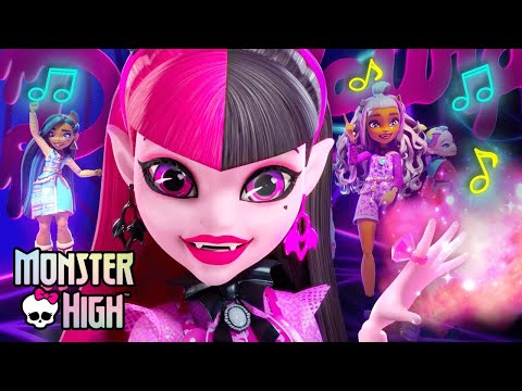 Here for Life (Vídeo musical) com Draculaura | Monster High