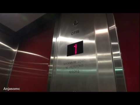 Otis traction elevators at Pentahotel, Reading