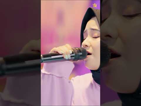 Rungokno kangmas aku gelo ninggalke kowe mergo milih wong liyo (DAMARA DE FT WAHYU SAX - RASAH BALI)