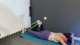 Curl femoral con goma