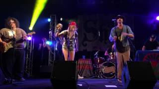 Todd Snider & The Eastside Bulldogs - Hey Pretty Boy