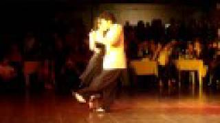 Federico Naveira & Inés Muzzopappa - Donato