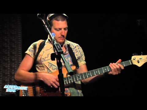 Yeasayer -  "Longevity" (Live at WFUV)