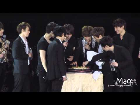 [FANCAM] 120203 Super Show 4 in Taiwan - 圭賢慶生 Kyuhyun's birthday celebration