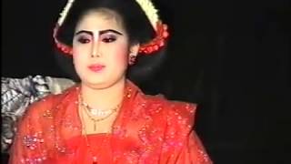 Download lagu WANTIKA ~ YAHYA: LESUNG JUMENGKLUNG - WOLU WOLU IROMO mp3 Download lagu WANTIKA ~ YAHYA: LESUNG JUMENGKLUNG - WOLU WOLU IROMO mp3