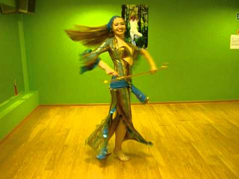 Belly dancer Azza - Saidi / Raks al assaya