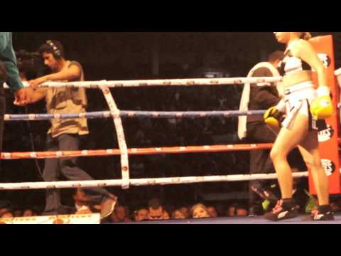 Karina 'la bella' Fernandez vs Guadalupe Martinez