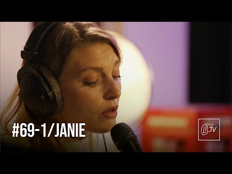 JANIE - Petite Blonde | LBTV Live Session #69