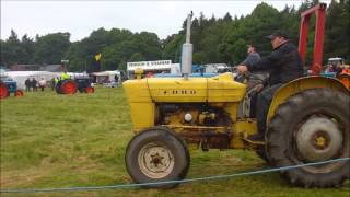 preview picture of video 'FVAMC Fordson and Ford Tractor Parade 2012.'