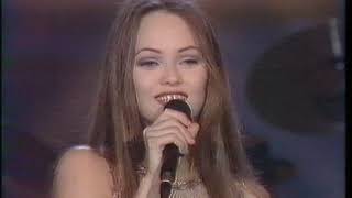 Vanessa Paradis   1993 03 22   Maxou live @ Stars 90