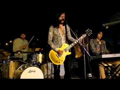 Cold Floor - The Clues