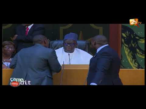 ÇA ME DIT MAG DU 21 AVRIL 2018 - LE FILM DU VOTE DE LA LOI SUR LE PARRAINAGE AVEC PAPE ALÉ NIANG