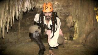 Vive el verano con Coco Bongo y Xplor