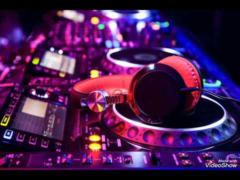 Eddie Black Ft. Macky 2 & Peezey Cables - Ili Che