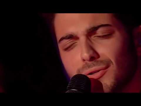 Il Volo - Gianluca Ginoble Canta Elvis  "Cant help falling in love" Live