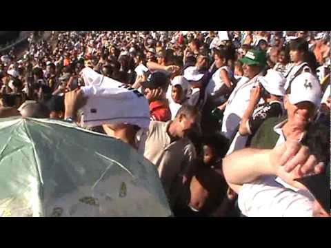 Torcida comemora segundo gol - Uberaba 0x3 Atlético (Mineiro 2012)