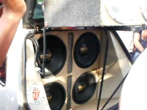 uno do richardson detonando corsa wegon com o dobro de cornetas SOM LEGAL  MAIOR DE MINAS