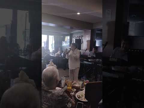 Imelda Miller - Qué Alegre va María (en vivo CDMX 10 de mayo 2022)