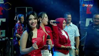 Download lagu CINTA BERAWAN - BONITA All New Metro Live Lapangan Dukun Karangtengah Demak 17 Agustus 2024 mp3